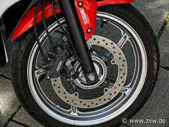 Unfall in Kernen im Remstal: Motorrad stößt mit Ford zusammen - Blaulicht - Zeitungsverlag Waiblingen - Zeitungsverlag Waiblingen