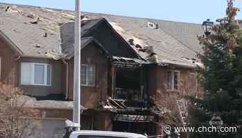 A large fire near the QEW in Grimsby causes significant damage to a townhome - CHCH News