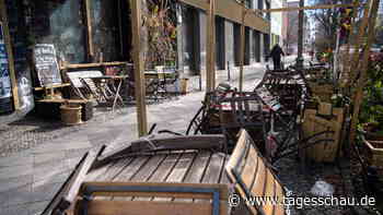 Folgen der Corona-Krise: Gastgewerbe leidet unter Pandemie - tagesschau.de