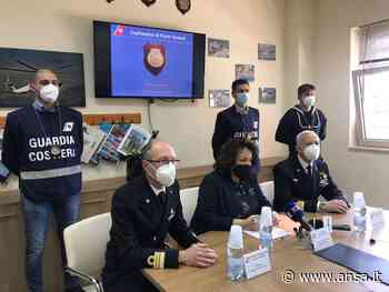 Blitz Capitaneria Termoli, sequestrato camping abusivo - Agenzia ANSA