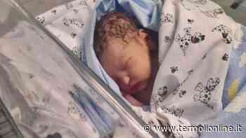 Termoli: Fiocco azzurro al punto nascita di Termoli: è nato Gabriele Antonio Leone - Termoli Online