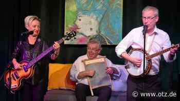 Kurz und Kleinkunstbühne aus Jena in Kapellendorf angekommen