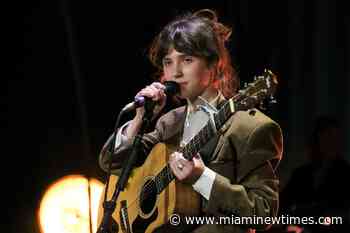 Concert Review: Clairo at the Fillmore Miami Beach April 13, 2022 - Miami New Times