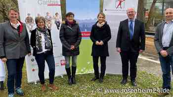 Viele Rosenheimer Senioren wollen im Alter selbstständig bleiben – So hilft die Caritas dabei