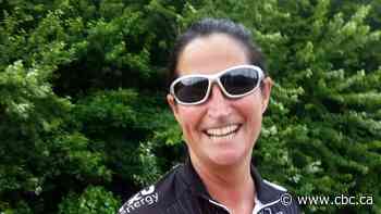 This Texas woman finished her 1,000th marathon — then ran another a week later - CBC.ca