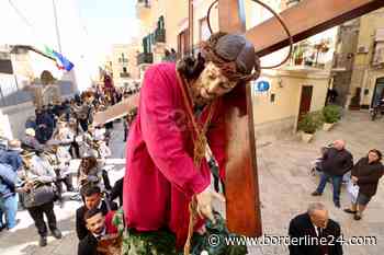 Bari, a Palese torna la storica processione dei 20 misteri della Passione di Cristo - Borderline24.com