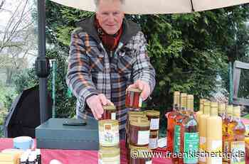 Mit 85 Jahren ist Joachim Schütze aus Grub am Forst immer noch Imker und Markthändler. - Fränkischer Tag