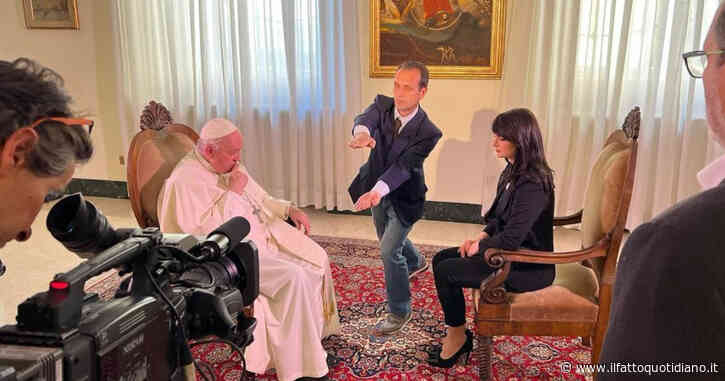 Papa Francesco, l’intervista di Lorena Bianchetti: “Prima volta che una donna è a colloquio in questo modo con il Santo Padre”