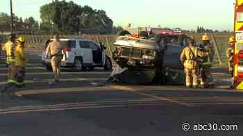 Farmworker killed, others injured in rollover crash in Fresno County
