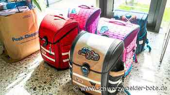 Flüchtlinge aus der Ukraine - Die Lembergschule in Nagold betreibt ihre eigene Kleiderkammer - Schwarzwälder Bote