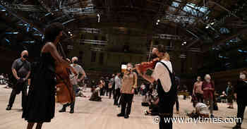 Review: ‘Ten Thousand Birds’ Turns the Armory Into an Aviary