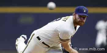 Woody keeps cool after calls go Cards' way - MLB.com