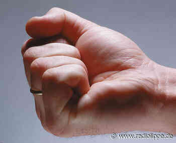 Detmold: Mann soll grundlos 14-Jährigen angegriffen haben - Platzwunde - Radio Lippe