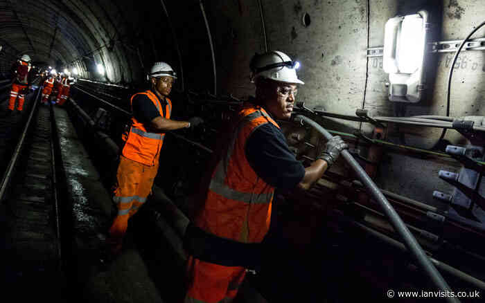 Jubilee line extension gets permanent mobile phone coverage