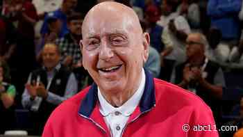 ESPN's Dick Vitale rings bell in celebration of being cancer free