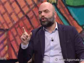 Saviano scivola sulla foto di un bimbo ucraino: è bufera