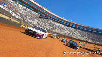 Who will win NASCAR's Food City Dirt Race at Bristol Motor Speedway?