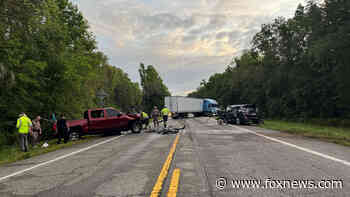 Man in Florida who stopped to help is one of two dead after head-on crash