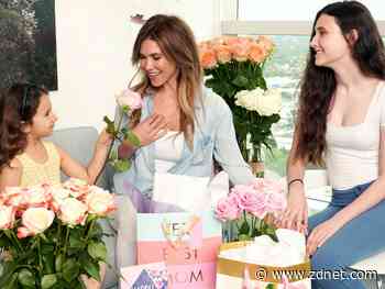 Get this huge Mother's Day rose bouquet for only $40, including shipping