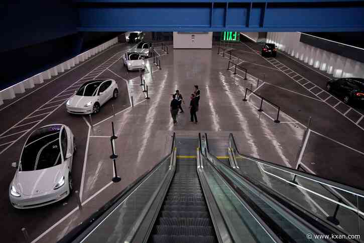 Austin staff travels to Las Vegas to explore idea of underground tunnels