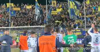 Il derby del Secchia: il Modena deve battere il Pontedera per la B, Reggio non accetta i 15 rigori ai rivali - DerbyDerbyDerby