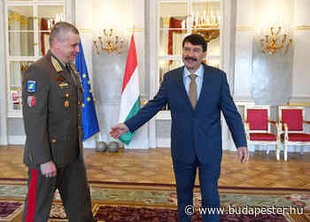 Beratung mit Armeechef - Budapester Zeitung