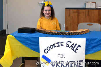 VIDEO: Langley girl selling cookies to help soon-to-arrive Ukraine refugees – Agassiz Harrison Observer - Agassiz Harrison Observer
