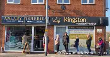 Good Friday queues form outside Hull's fish and chip shops - in pictures - Hull Live