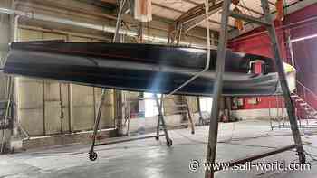 America's Cup: AC40 first images of hull exiting the mould - Sail World