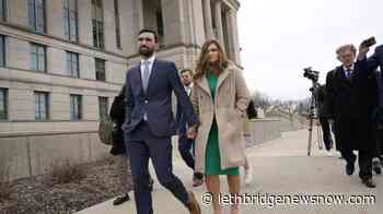 Iowa Supreme Court: Finkenauer qualifies for Senate ballot - Lethbridge News Now