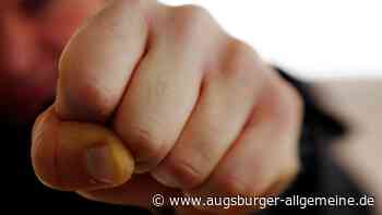 Senden: Schläge ins Gesicht: Ein Mann tobt und wütet in Senden | Neu-Ulmer Zeitung - Augsburger Allgemeine