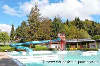 Kandern - Bestimmte engere Badeshorts jetzt zugelassen - www.verlagshaus-jaumann.de