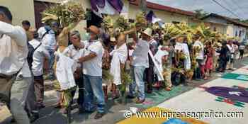 VIDEO | Procesión de los Cristos recorre las calles de Izalco como acto tradicional de la Semana Santa - La Prensa Grafica