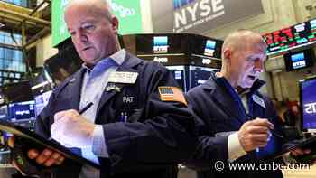 Barclays cuts S&P 500 target to 4500, warns of consumer spending reversal - CNBC