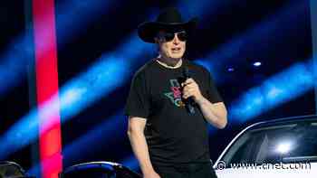 Twitter Fights Musk's Takeover Bid, and a COVID-19 Breathalyzer Gets Approved video     - CNET