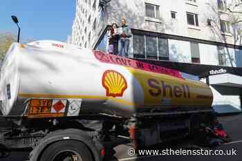 Six arrests after Extinction Rebellion occupy Shell oil tanker - St Helens Star