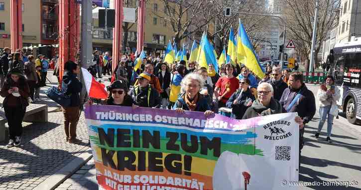 «Stoppt den Rüstungswahn»: Ostermärsche in deutschen Städten