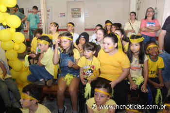 Escola de Capivari de Baixo celebra 36 anos com bolo gigante e gincana - HC Notícias