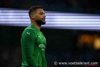 🎥 Dan mag je eens spelen: vreselijke blunder invallersdoelman Manchester City zet Liverpool op rozen