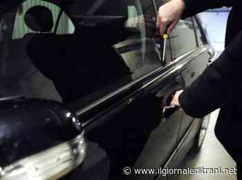 Va a cena sul lungomare di Trani e all'uscita non trova più l'auto: rubata - ilgiornaleditrani - Radio Bombo