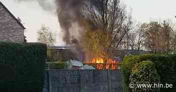 Stal brandt uit in Plassenstraat op Overslag - Het Laatste Nieuws