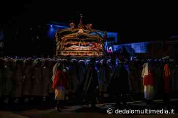 Enna - Dopo due anni gli ennesi ritrovano la processione del Venerdì Santo - Dedalomultimedia