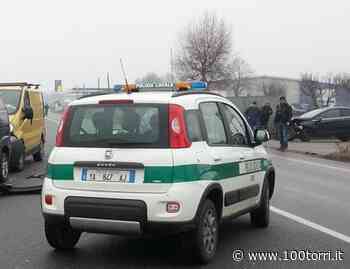 Chieri. Auto esce di strada per evitarne un'altra - CentoTorri