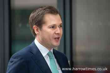 Ex-minister admits refugee scheme 'bumpy' as he welcomes Ukrainian family - Harrow Times