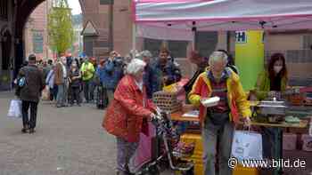 2140 kamen zum Schlemmen: Oster-Essen für Obdachlose | Regional - BILD