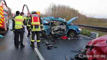 Viele Unfälle durch Glätte - zwei Frauen sterben in Bad Essen - NDR.de