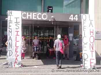 Politieke bezetting van Dienst Vreemdelingenzaken in Brussel - DeWereldMorgen.be