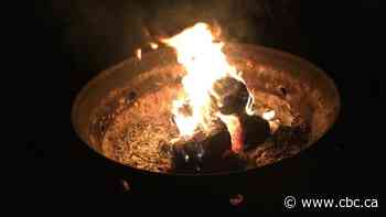 Open-air fires banned in Ottawa - CBC.ca
