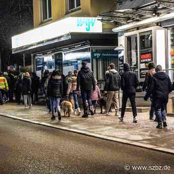 Sindelfingen: Corona-Protest und Gegenreden | SZ/BZ - Sindelfinger Zeitung / Böblinger Zeitung