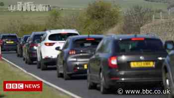 Easter travellers face traffic jams and rail disruption